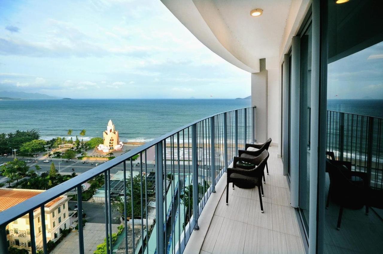 Homie Panorama Beachfront Residences Nha Trang Buitenkant foto