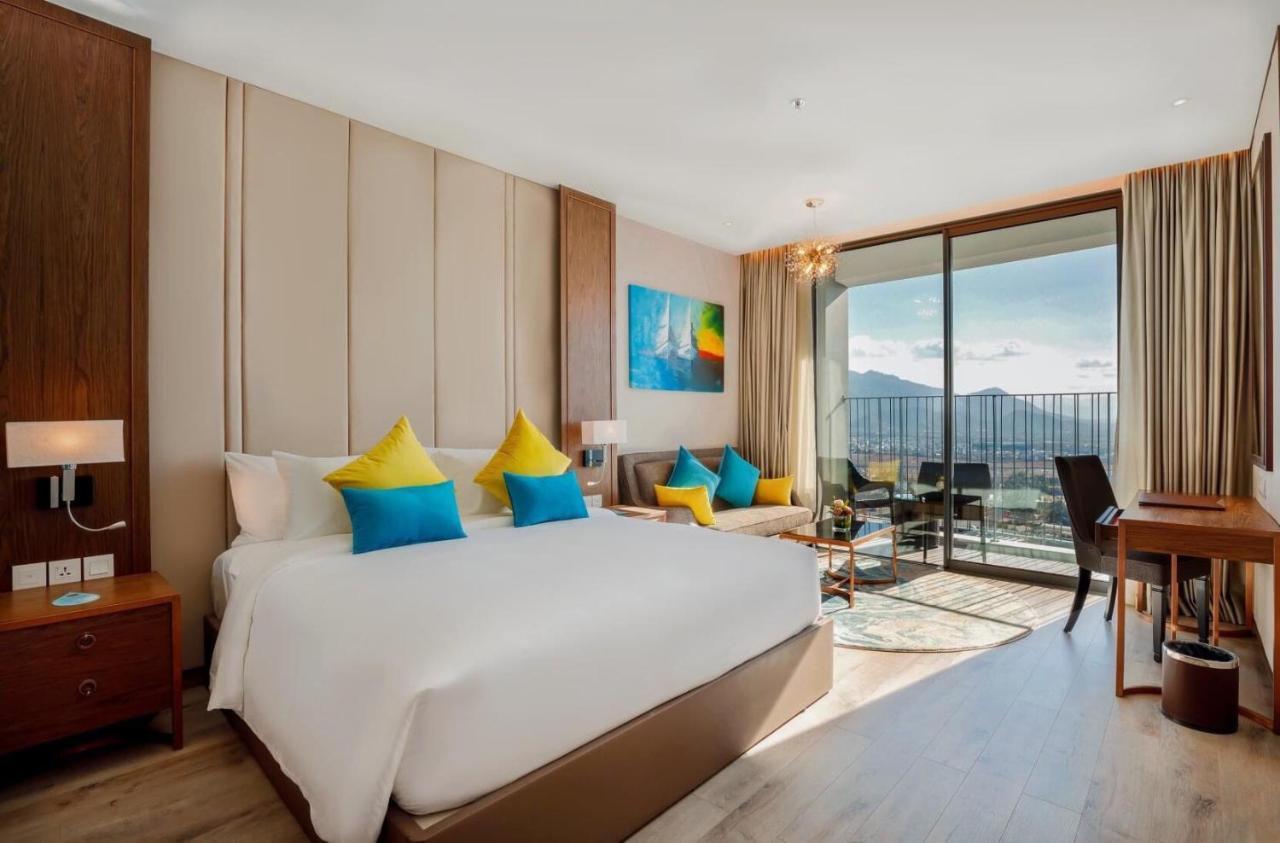 Homie Panorama Beachfront Residences Nha Trang Buitenkant foto