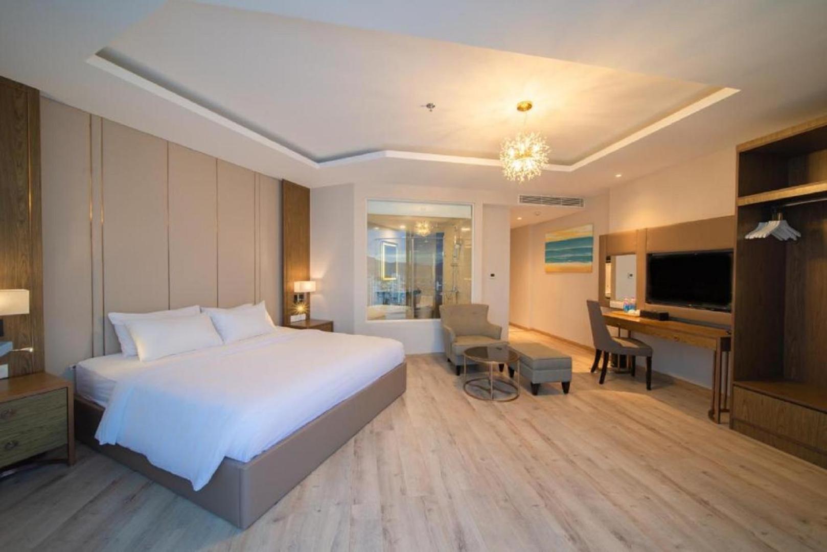 Homie Panorama Beachfront Residences Nha Trang Buitenkant foto
